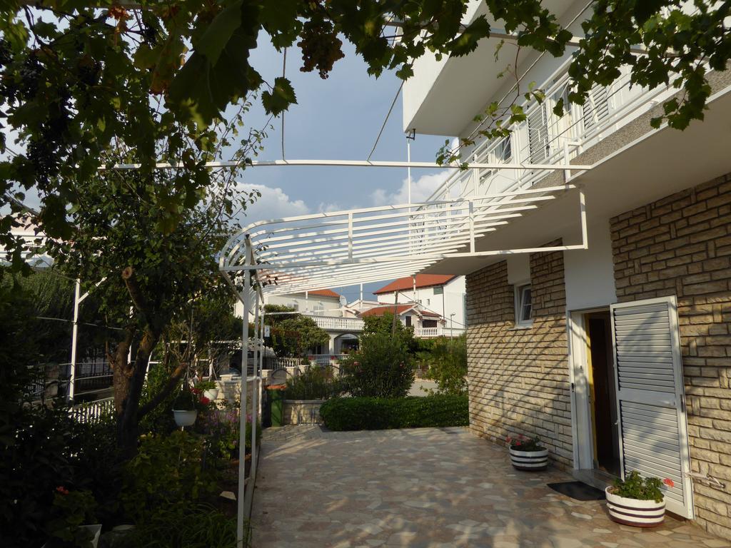 Apartments Bojanic Vodice Exterior foto