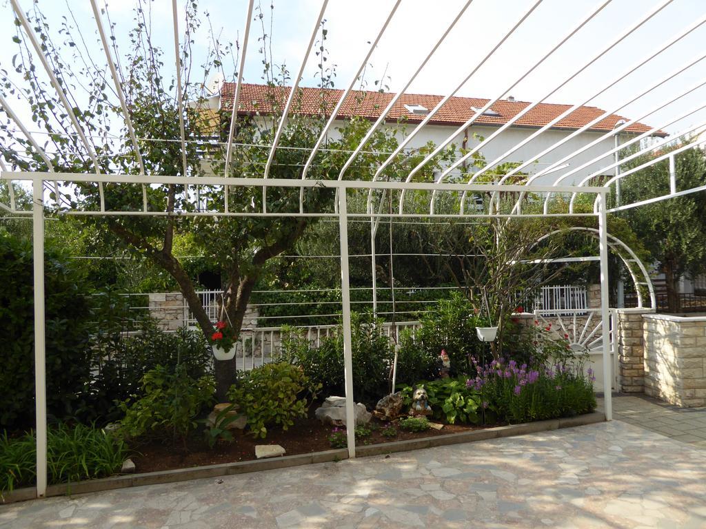 Apartments Bojanic Vodice Exterior foto